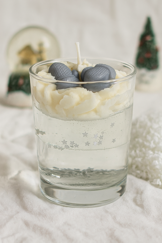 Bougie Boule à Neige Amande- Cerise